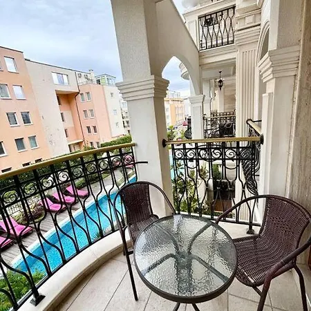Apartment + Bedroom Harmoni *